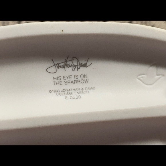 Precious Moments Figurines - Lot of 2 - Picture 3 of 4